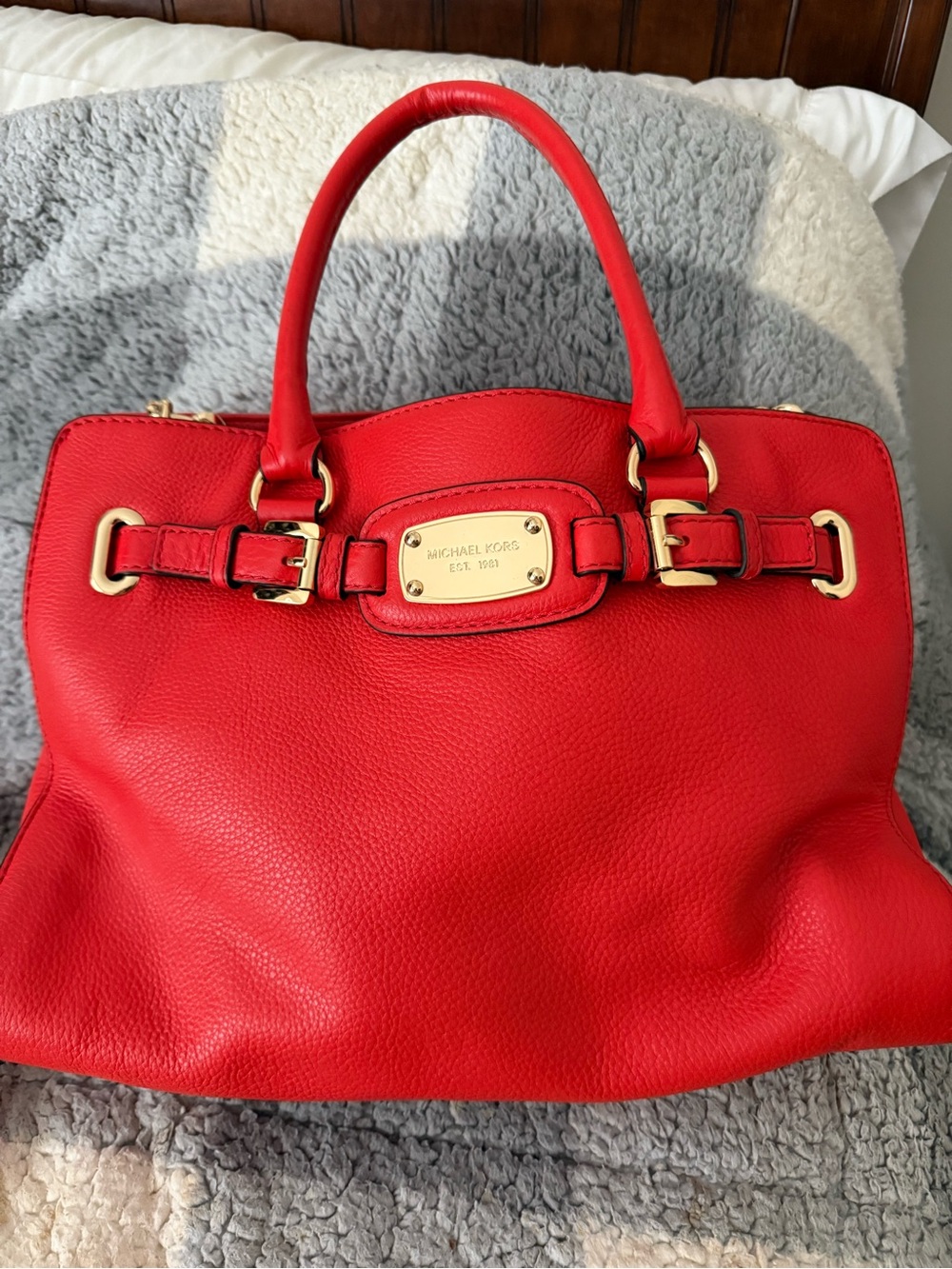 Micheal Kors Hamilton Satchel in Orange/red color